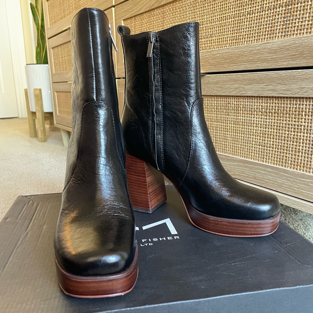 Marc Fisher Black Heeled Boots with Chunky Sole NEW NEVER WORN